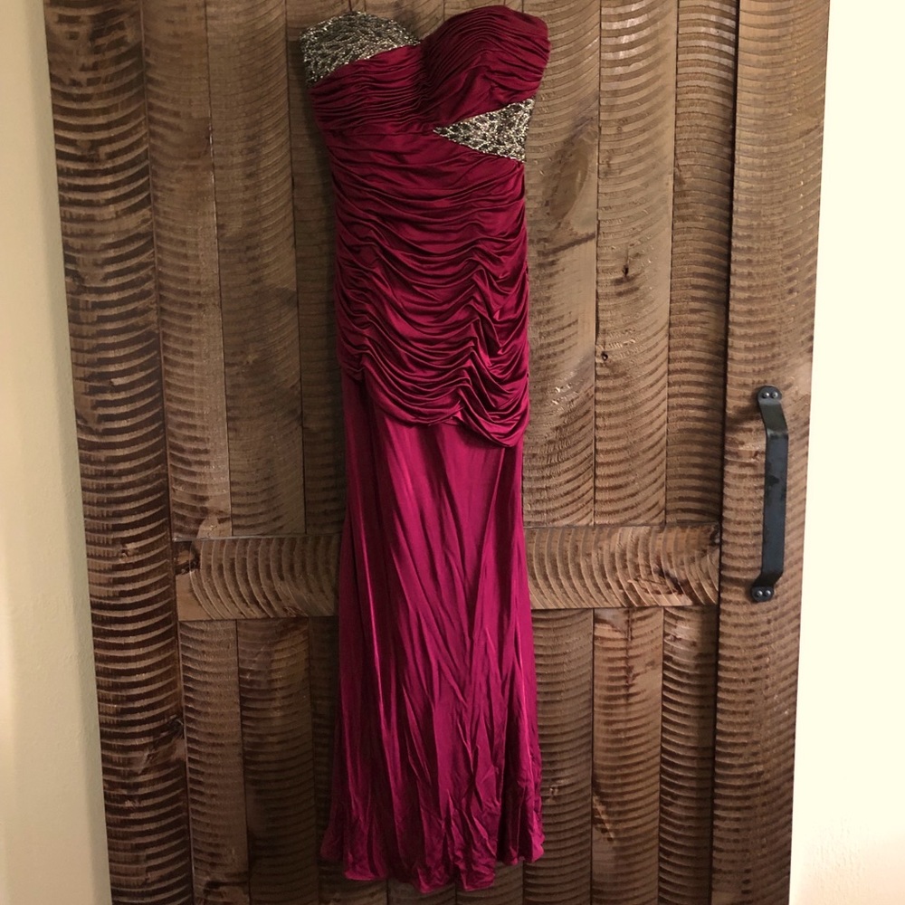 Kay Unger New York Maroon Formal Dress